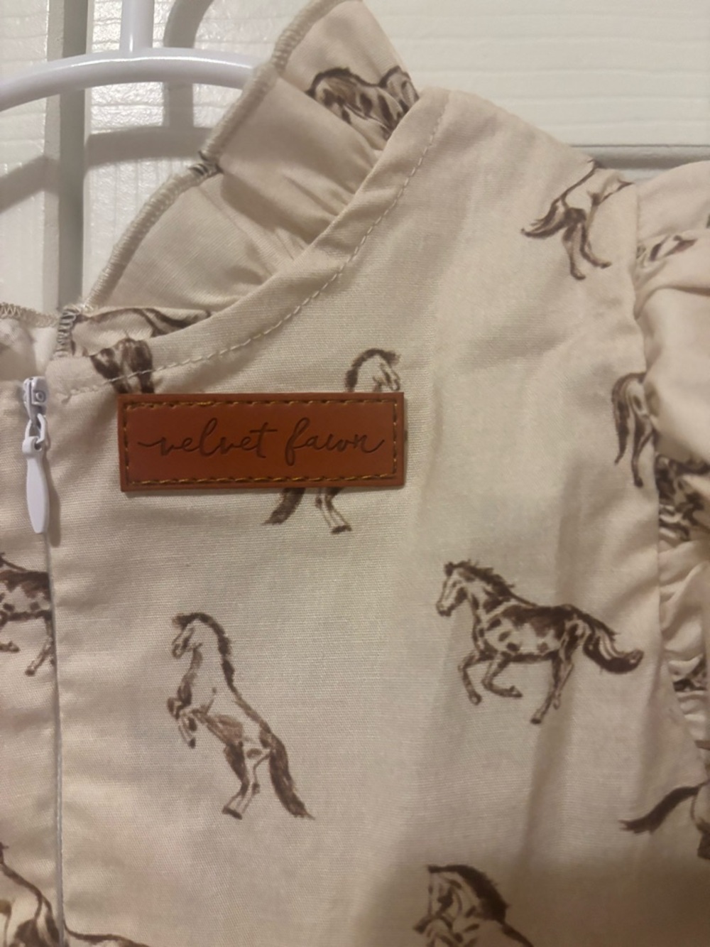 Velvet Fawn Brown horsey Bubble size 6-12 months - Picture 4 of 6